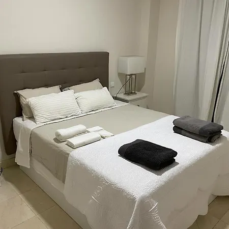 Benahavis Apartamento De Lujo En Hoyo 19